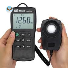 Máy đo cường độ ánh sáng TES 1337